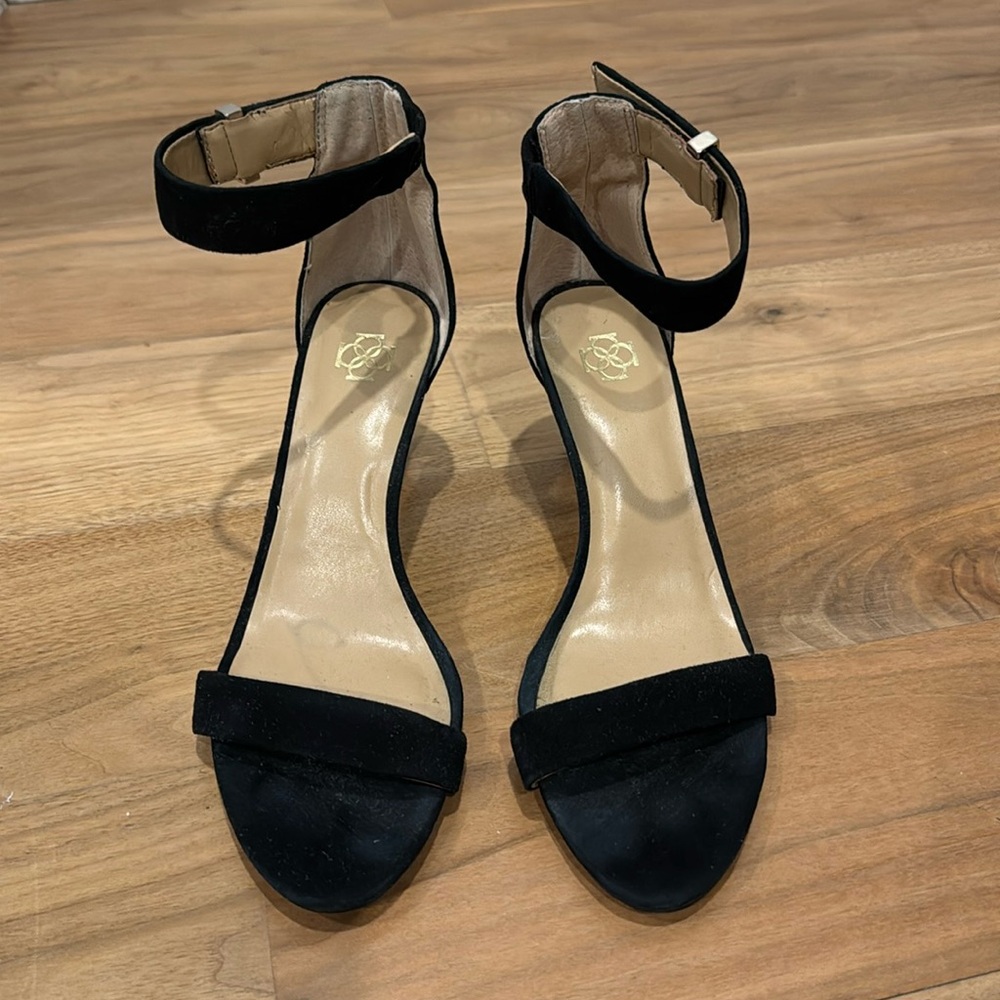 Ann Taylor black suede sandals in size 6